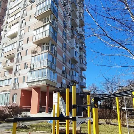 метро нивки, метро сирец 15мин